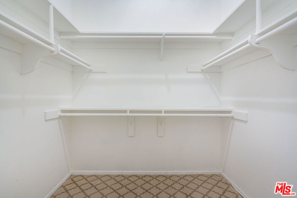 OCEAN STRAND - Residential Lease