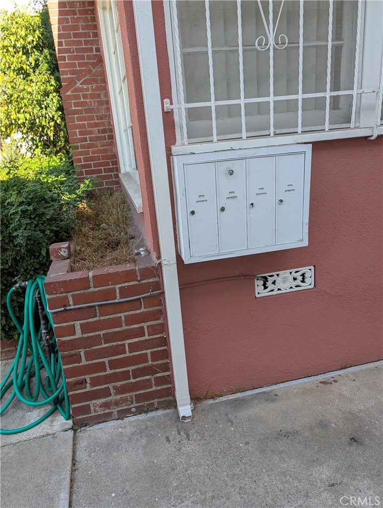 316 E PLYMOUTH