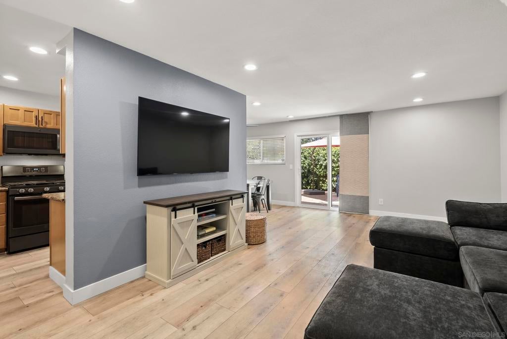 14287 Mariana Dr.