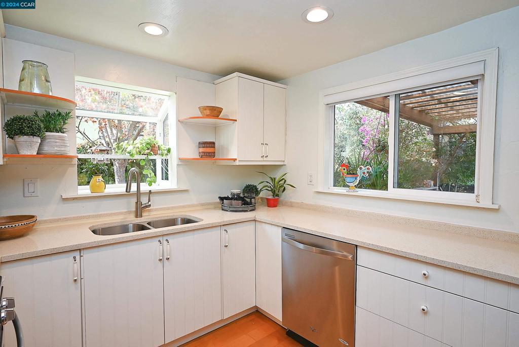 DOWNTOWN - Residential