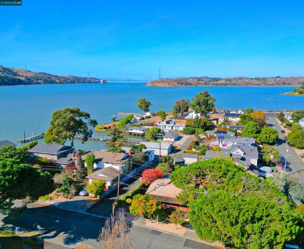 DOWNTOWN - Residential