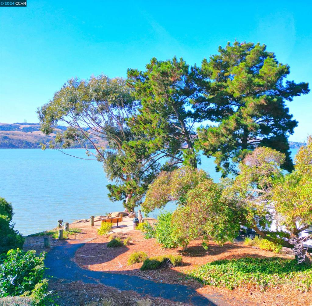 DOWNTOWN - Residential