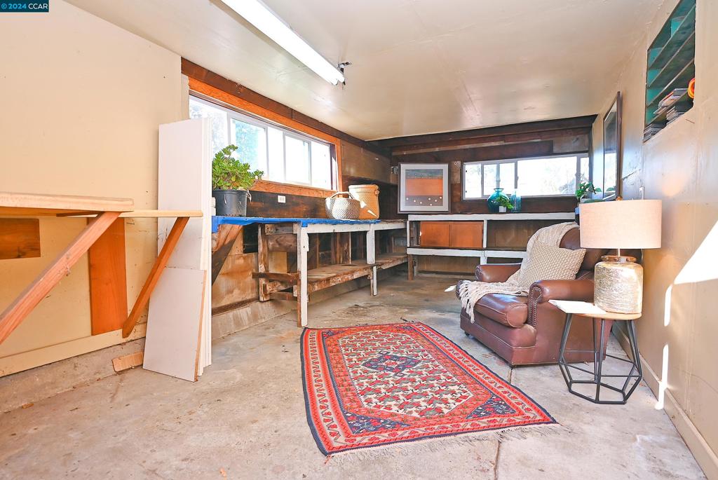 DOWNTOWN - Residential