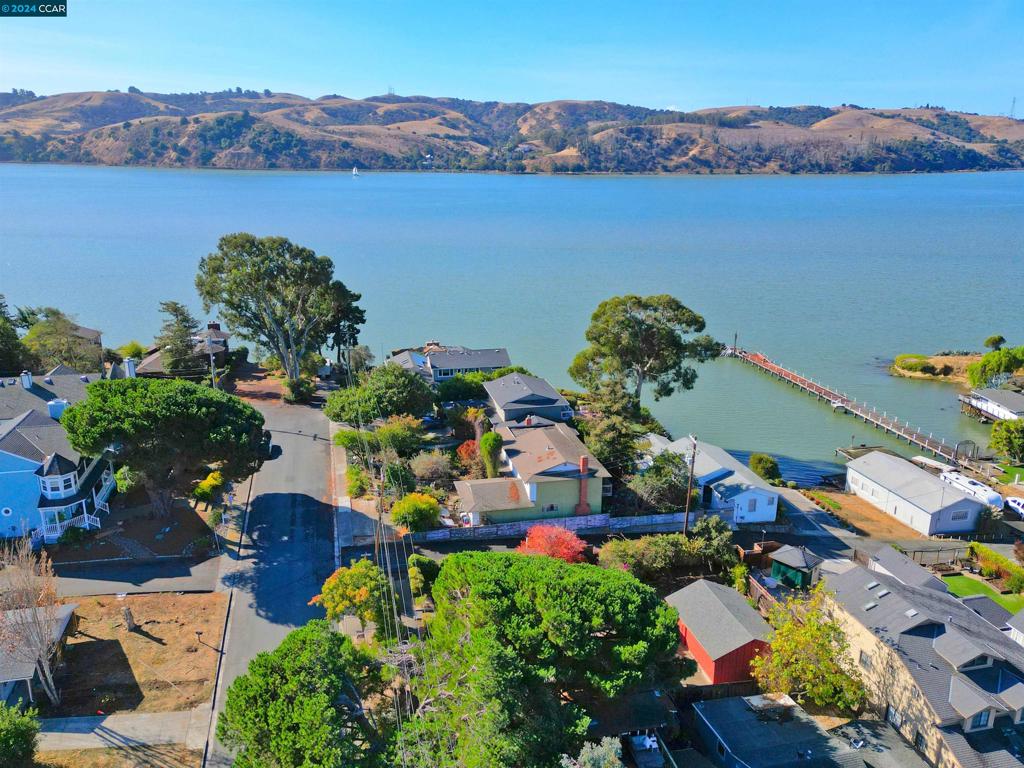 DOWNTOWN - Residential