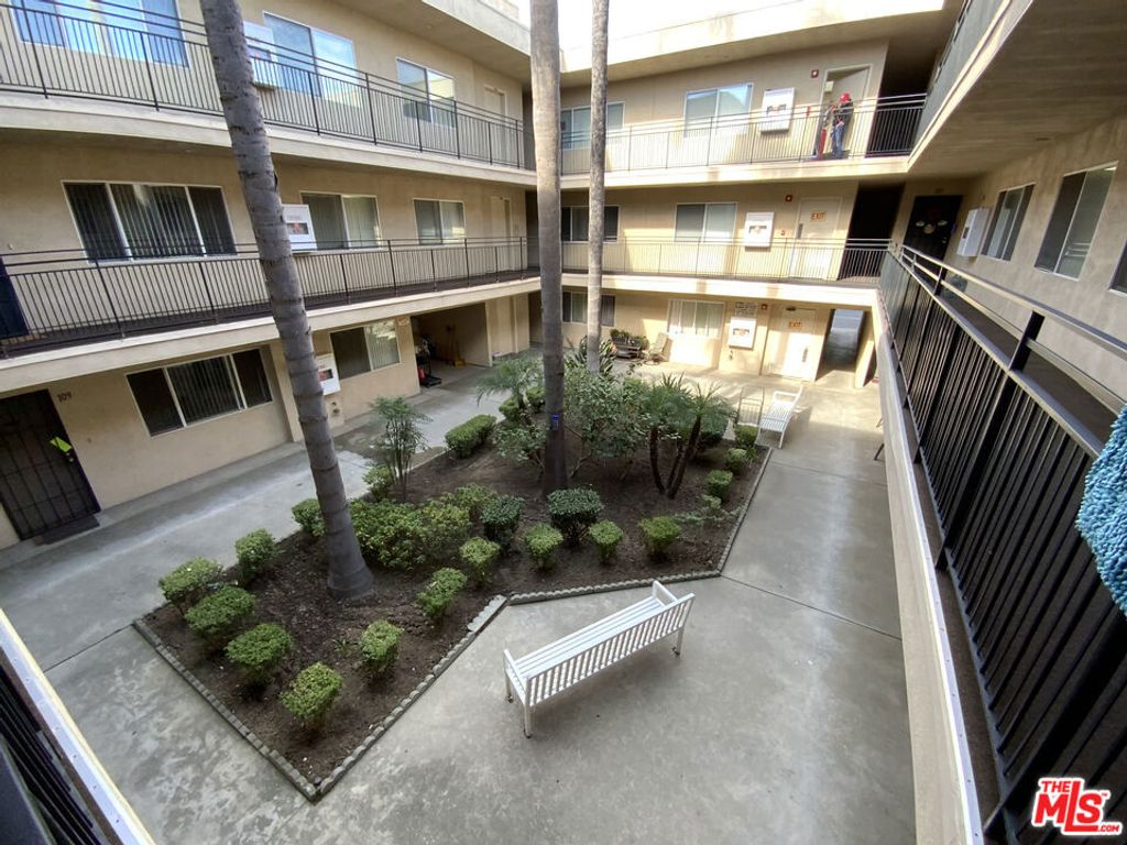Photo of 6342 Morse Avenue #208, North Hollywood, CA 91606 (MLS # 26656293)