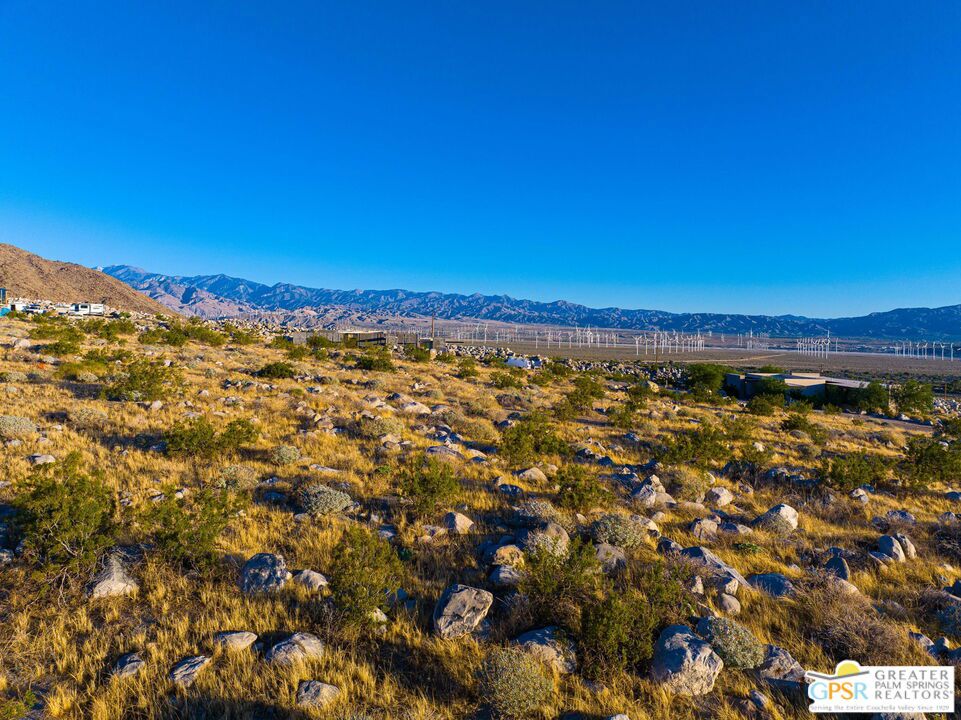 Desert Palisades - Land