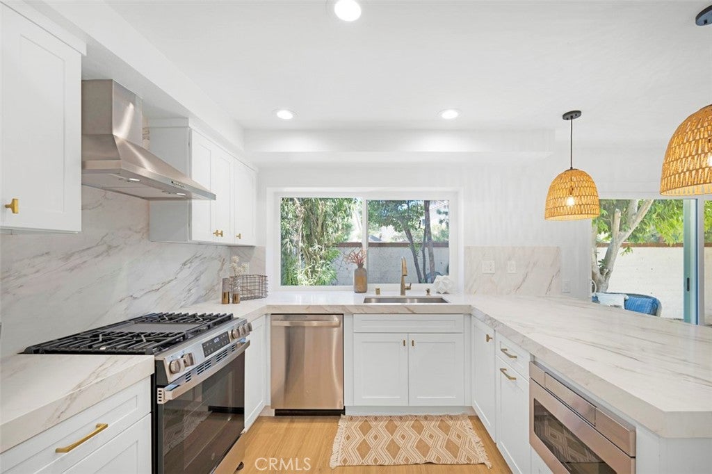 2578 Calle Barcelona, Tustin CA 92782 - Photo 16
