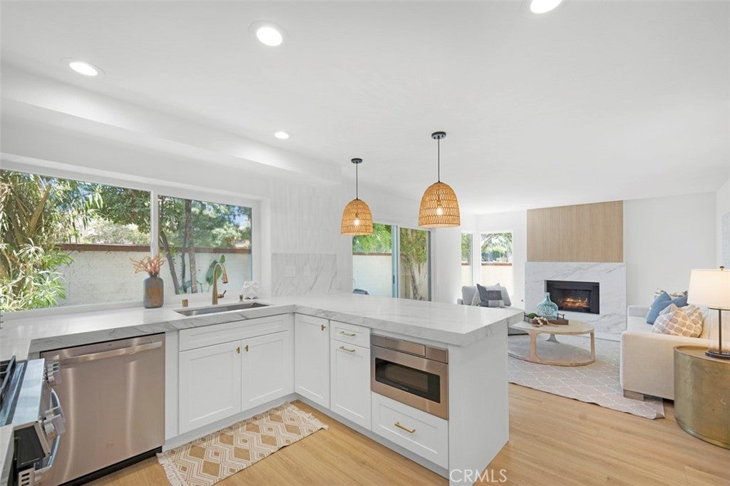2578 Calle Barcelona, Tustin CA 92782 - Photo 17