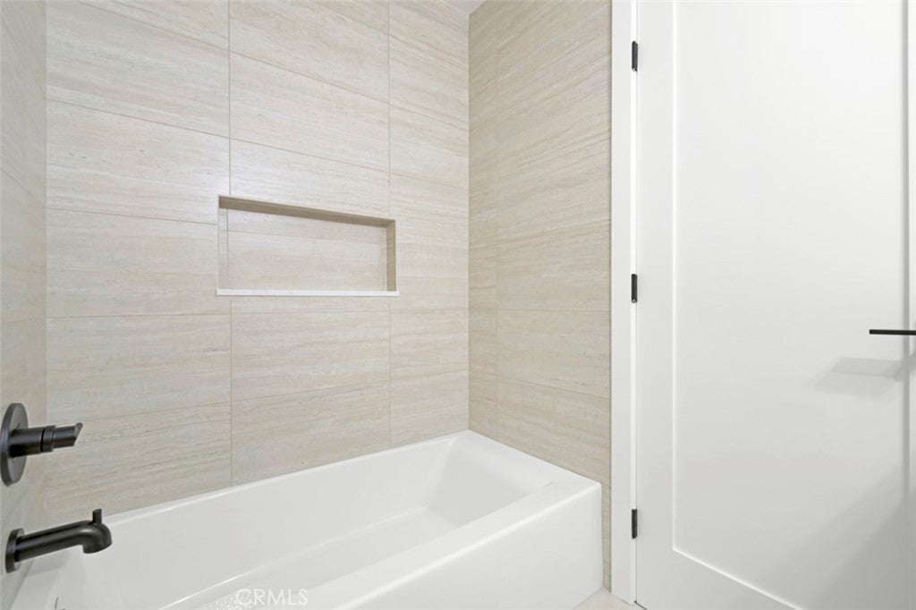 2578 Calle Barcelona, Tustin CA 92782 - Photo 31