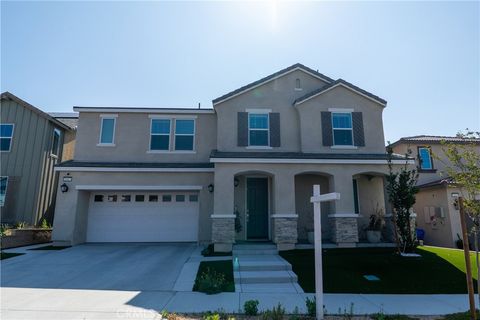 Photo of 5007 Bay Laurel, Fontana, CA 92336 (MLS # CV26101327)