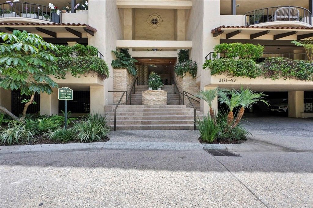 Photo of 2187 Century Woods Way, Los Angeles, CA 90067 (MLS # PW25194307)