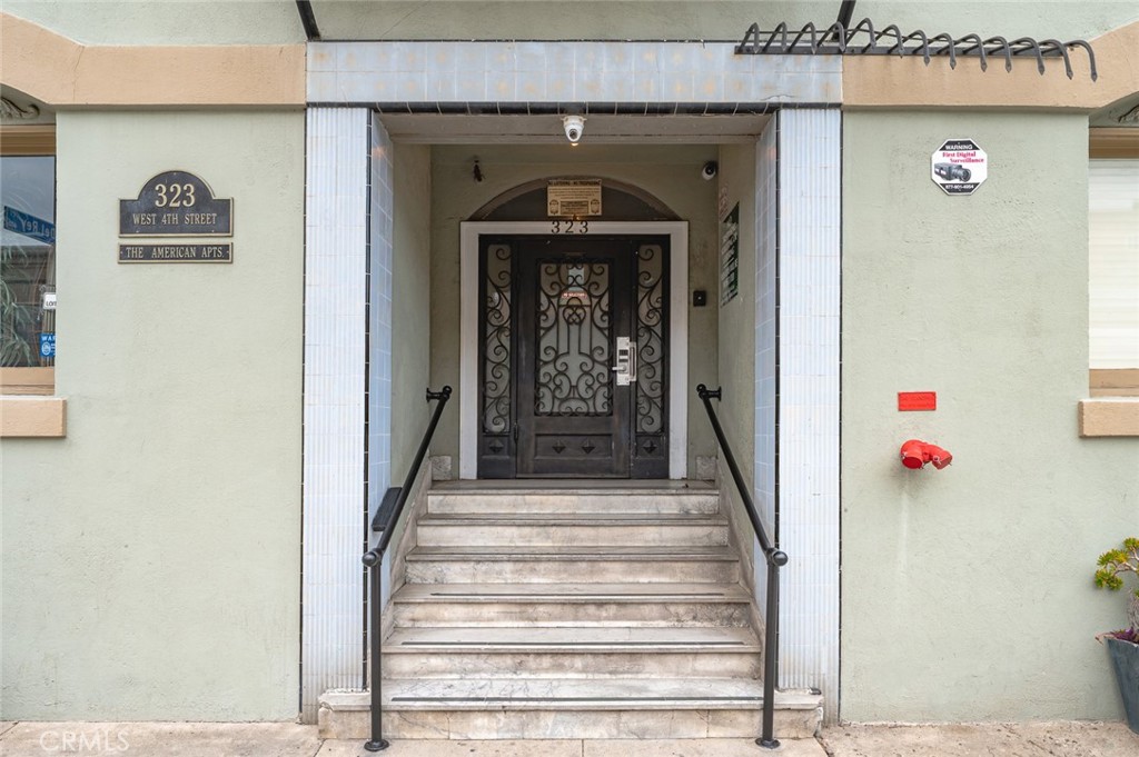 323 W 4th Street 108