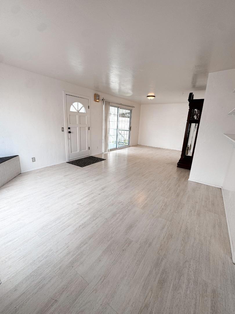 77 Creekside Drive