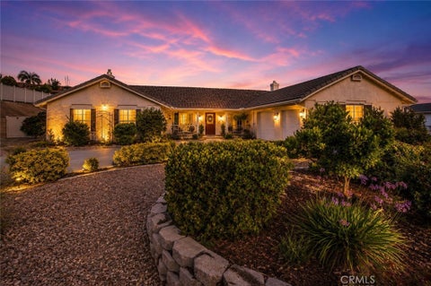 Photo of 13997 Riverside DR, Apple Valley, CA 92307 (MLS # HD26223781)