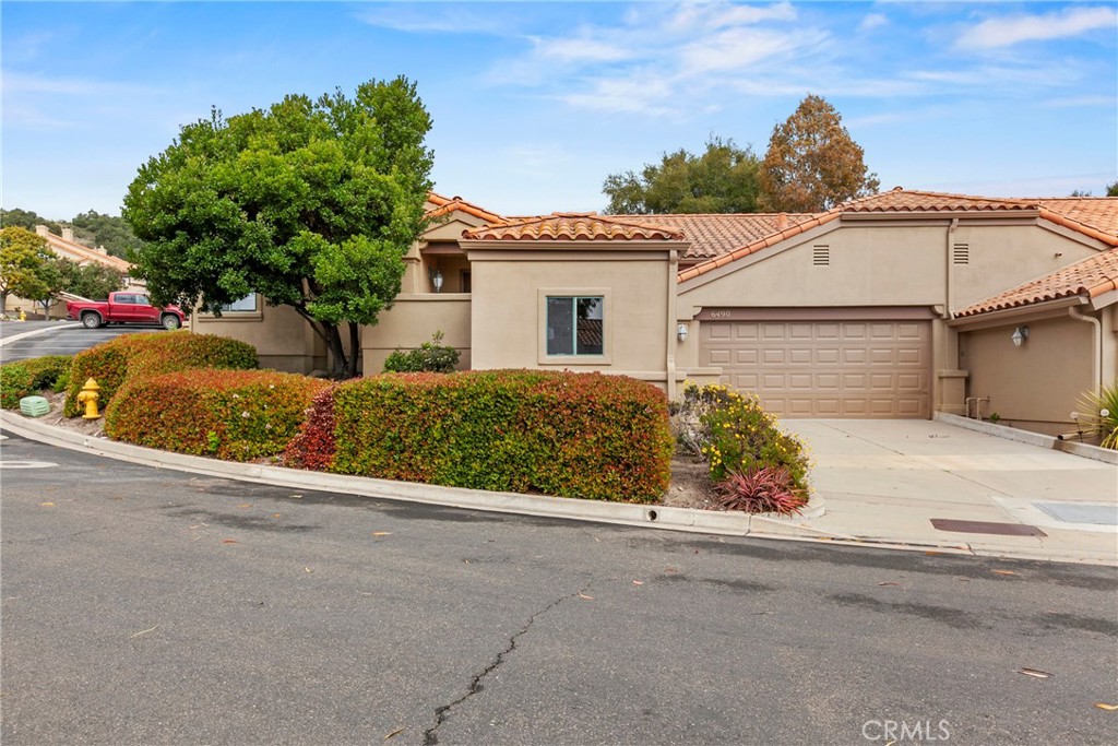 6490 Twinberry Circle
