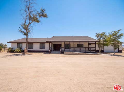 Photo of 1401 60th Street, Rosamond, CA 93560 (MLS # 26872373)