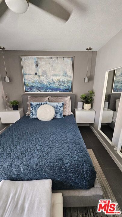 3060 E Sunflower Circle