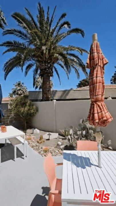 Sunrise Palms - Residential