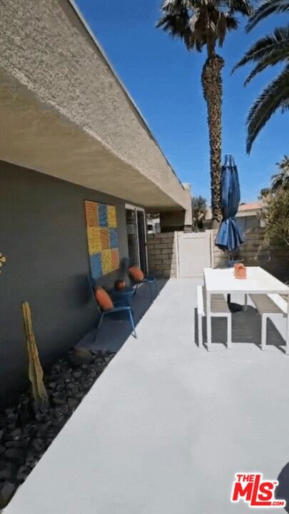 Sunrise Palms - Residential