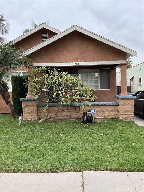 Photo of 1627 W 65th Street, Los Angeles, CA 90047 (MLS # DW26029956)