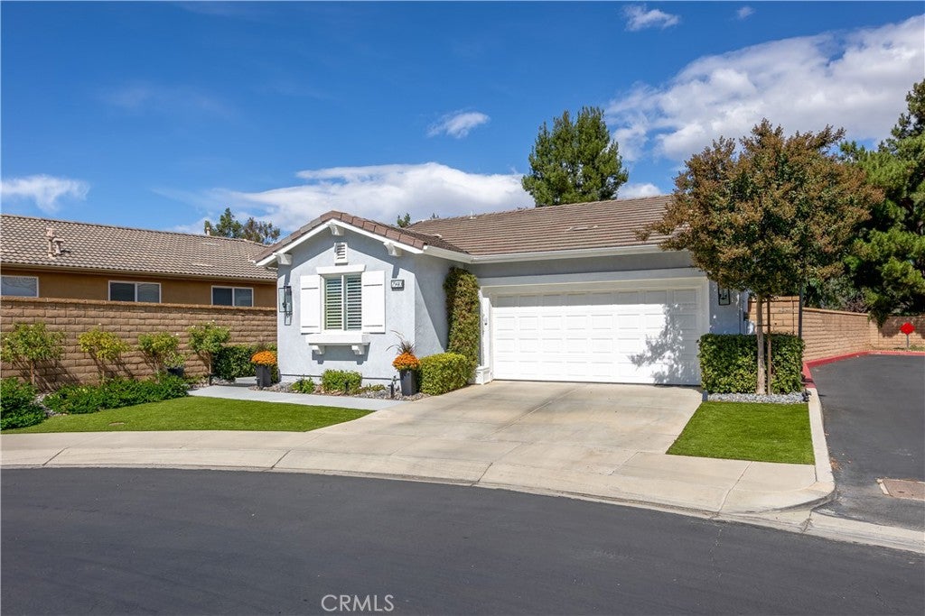 7940 S Mickelson Way