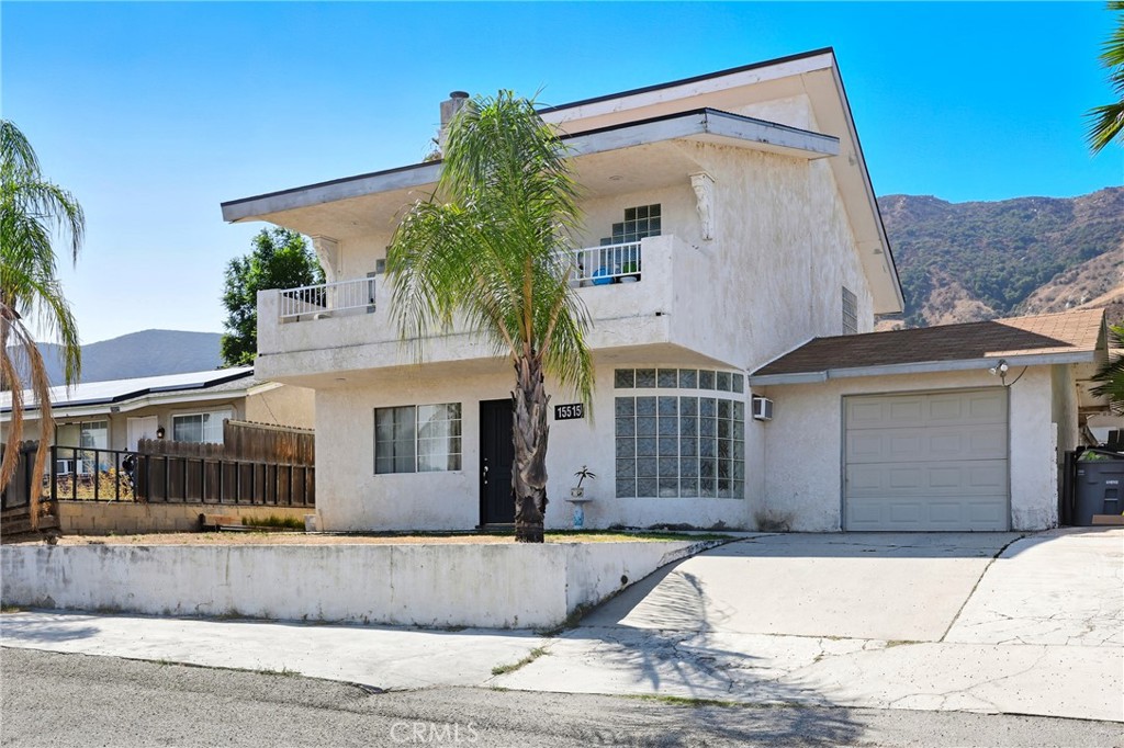 Beautiful two story home centrally located in Lake Elsinore with walking distance to the lake, shops and schools. 4 bedrooms, 3 Bath's Living Area:1992 Lot Size: 4,791 Built:1976. This home has an appealing open floor plan with a Loft in the Master Bedroom that's literally in the 3rd Floor. Kitchen offers an open floor plan that opens up to the dining room and living room. Enjoy plenty of privacy in the Balcony where in a clear day can see the lake and Fireworks at night on Holliday Celebration. Full of space to relax and enjoy. The garage has 1 parking space. Additional parking available in front of home. Don't Miss out on this Home. It is Priced to sell. Call me for details.... Robert May (Agent)