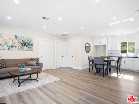 Photo of 6651 Aldea, Lake Balboa, CA 91406 (MLS # 26661325)