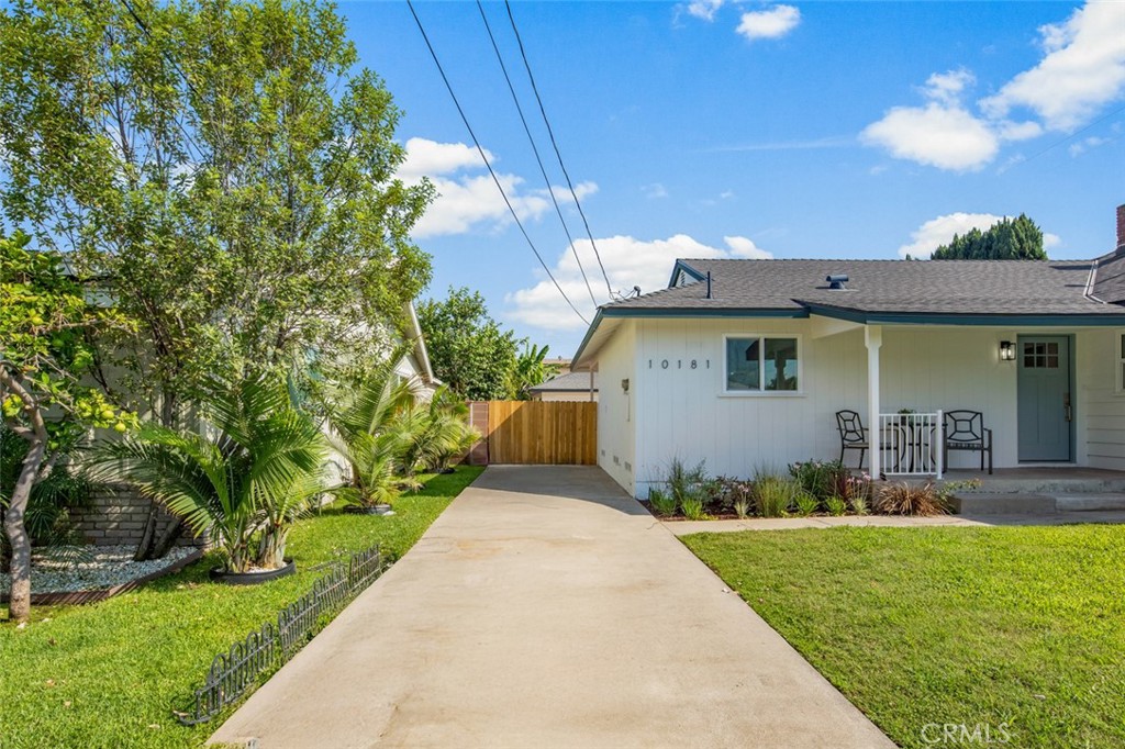 10181 Lampson Avenue