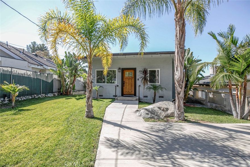 Embrace simple living in this delightful 2-bedrooms, 1-bath home offering 667sq ft of cozy comfortable living, the home features an open layout, functional kitchen and inviting outdoor space. This property is perfect for anyone seeking a quiet retreat or a minimalist lifestyle surrounded by nature. Ideal as a starter home and great alternative to a condo.Take a look for yourself an fall in love with this big charm!