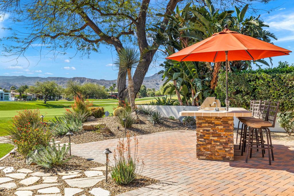 282 Loch Lomond Road