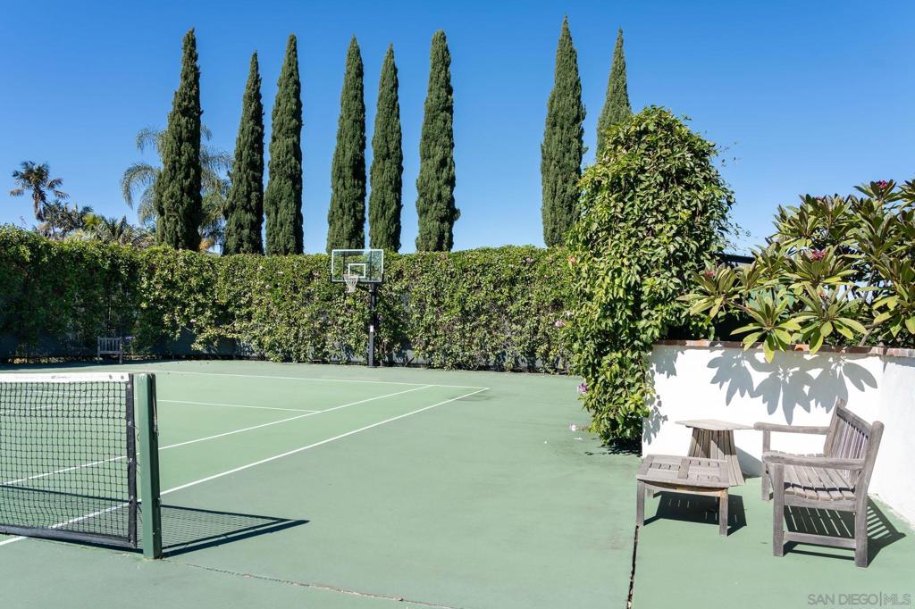 Rancho Santa Fe - Residential