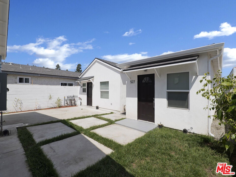529 W 90th Street