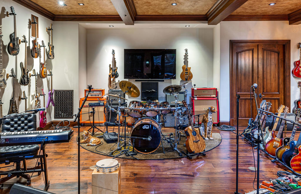 Country Club Estates NR-785 - 785 - Residential