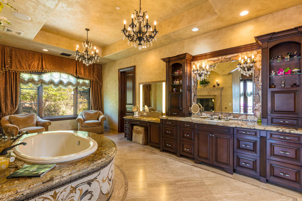 Country Club Estates NR-785 - 785 - Residential