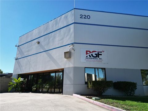 Photo of 220 Citation CIR, Corona, CA 92878 (MLS # SB26110177)