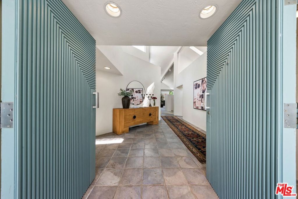 12316 16th Helena Drive