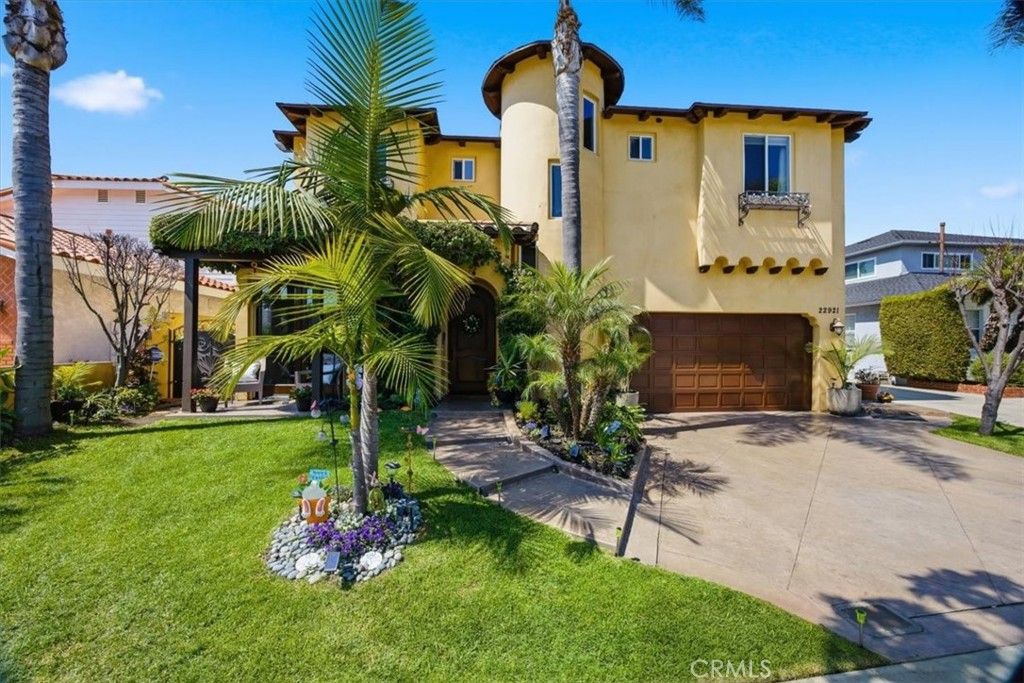 Photo of 22921 Adolph Avenue, Torrance, CA 90505 (MLS # SB26064589)