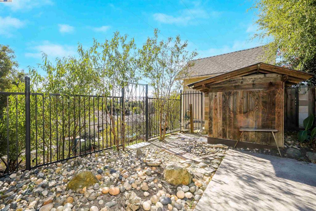 ANTIOCH - Residential