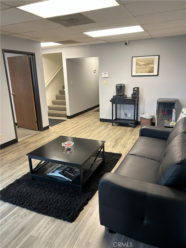 1223 N Tustin