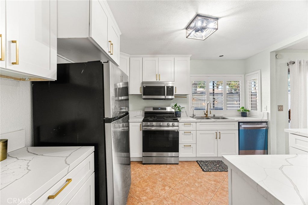 1772 Aspen Village