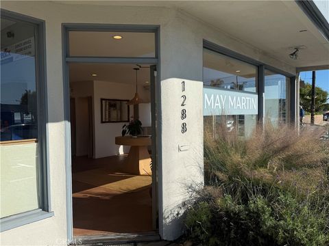 Photo of 1288 Glenneyre, Laguna Beach, CA 92651 (MLS # LG26017295)