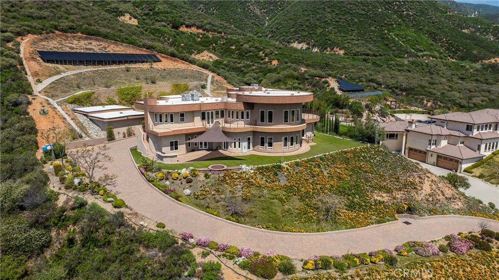 10320 Snowdrop Road