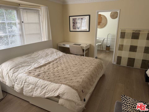 Photo of 338 N Oakhurst Drive, Beverly Hills, CA 90210 (MLS # 26103690)