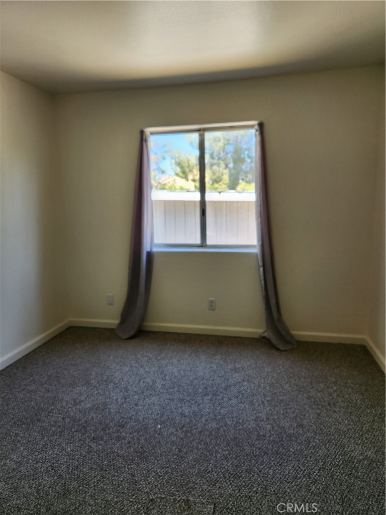 3940 Mullen
