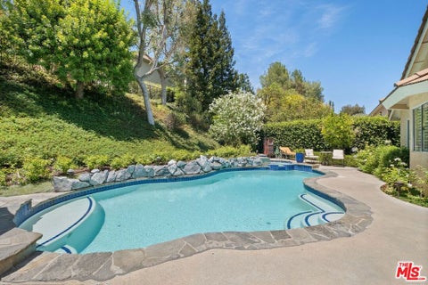 Tiny photo for 2663 Country Lane, Westlake Village, CA 91361 (MLS # 26862115)