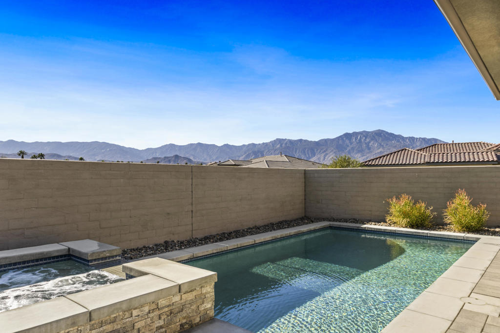 Del Webb RM - Residential