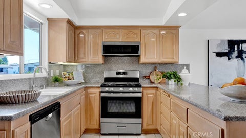 Photo of 13572 Yosemite DR, Westminster, CA 92683 (MLS # OC26199389)