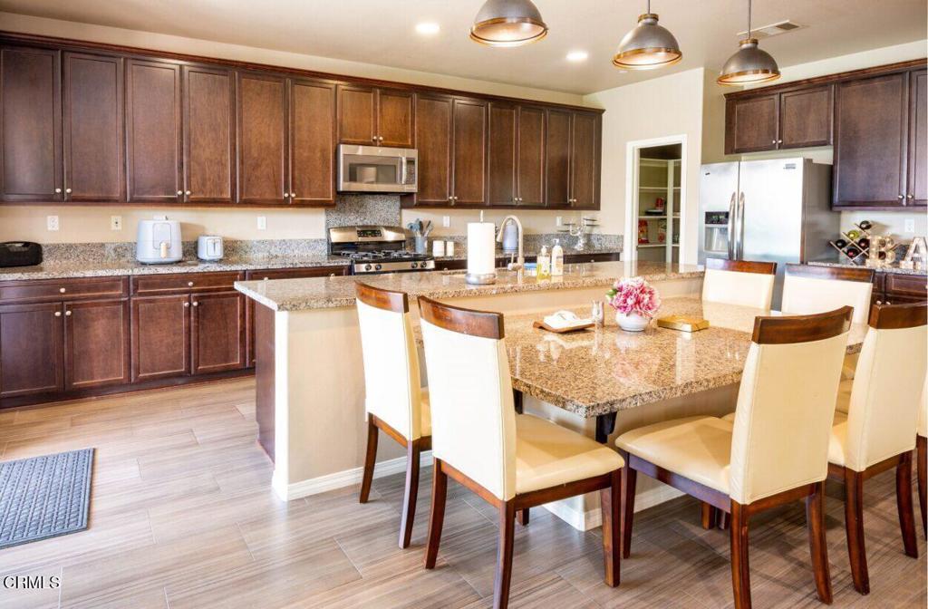 84319 Cigno Court