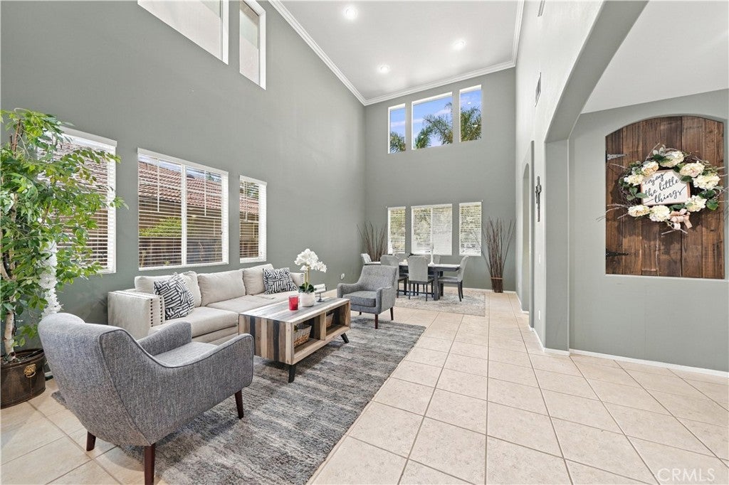 32346 Saint Martin St.