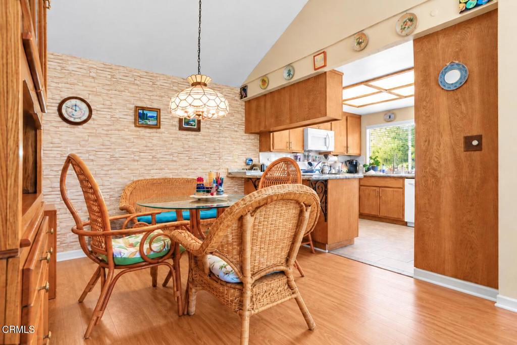 Properties 4 723 Nandina Place